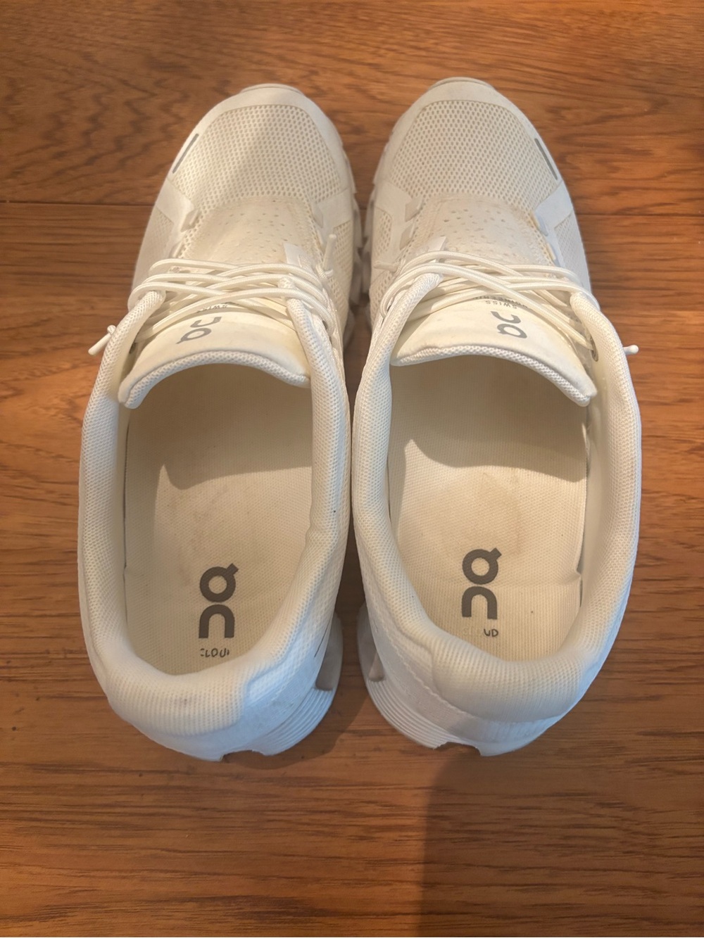 On Cloud Women's Athletic Shoes - White - Picture 4 of 5